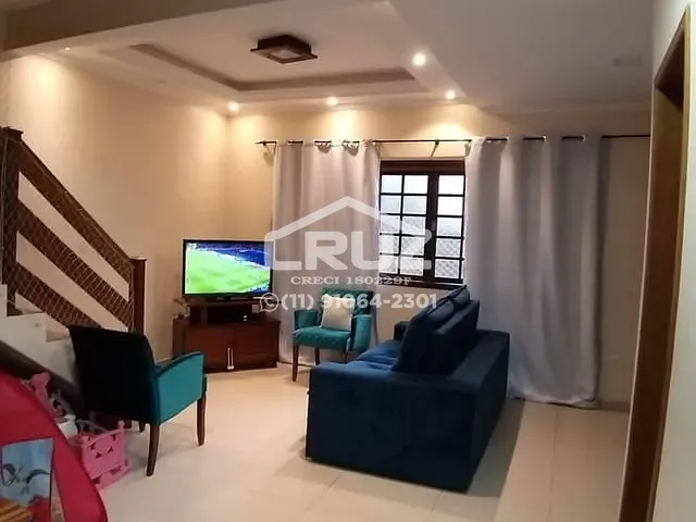 Sobrado com 159m² 3 quartos e 2 banheiros, à venda, no bairro Laranjeiras em Caieiras