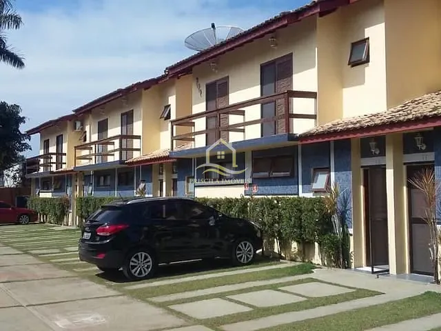 Sobrado com 112m² 2 quartos e 3 banheiros, à venda, no bairro Boraceia em Bertioga