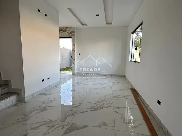 Sobrado com 177m² 3 quartos e 3 banheiros, à venda, no bairro Cachoeira em Araucária