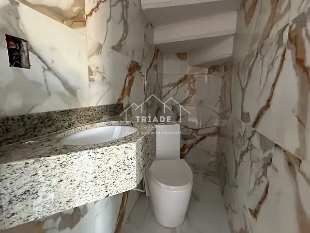 Sobrado com 177m² 3 quartos e 3 banheiros, à venda, no bairro Cachoeira em Araucária