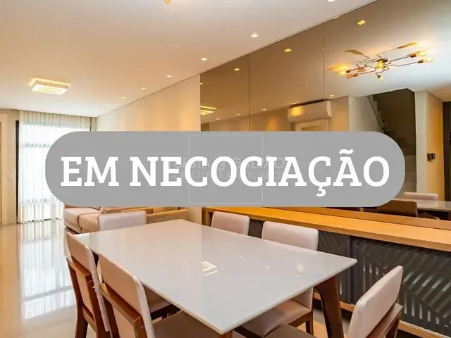 Sobrado com 200m² 3 quartos e 4 banheiros, à venda, no bairro Juvevê em Curitiba