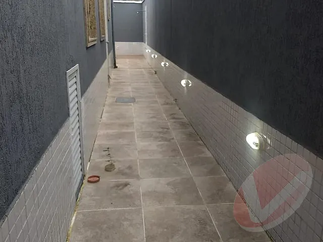 Sobrado com 212m² 3 quartos e 4 banheiros, à venda, no bairro Maracanã em Praia Grande