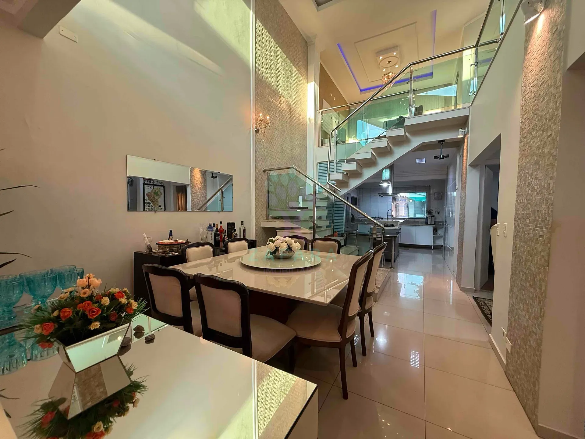 Sobrado, 6 quartos, 370 m² - Foto 8