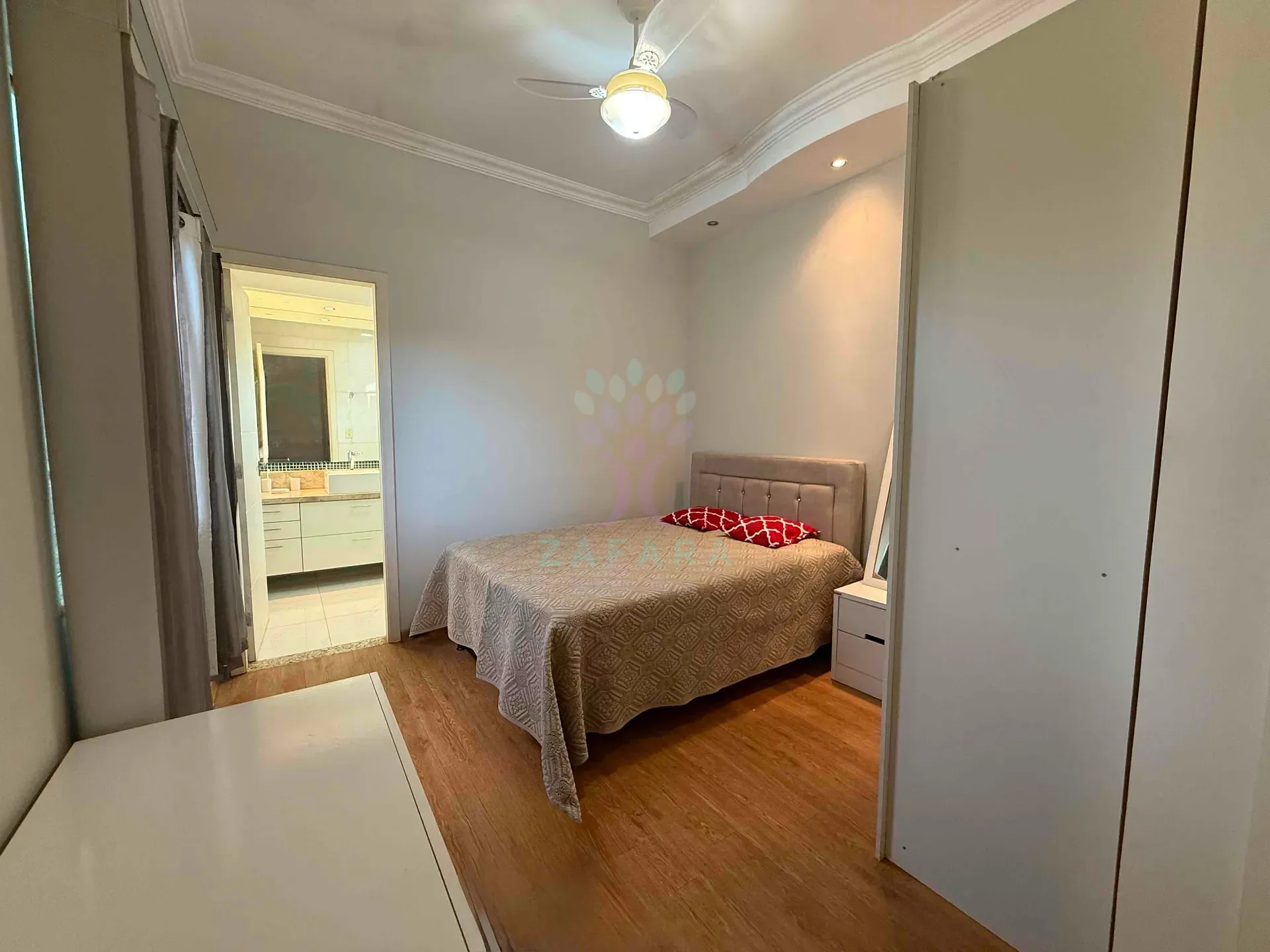 Sobrado, 6 quartos, 370 m² - Foto 28