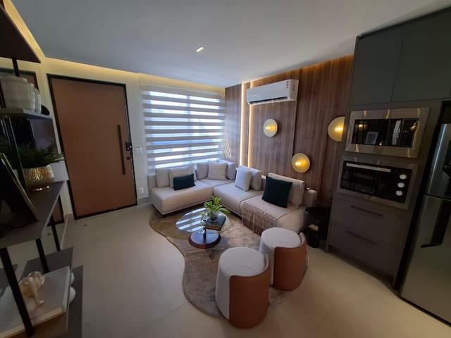 Sobrado com 143m² 3 quartos e 4 banheiros, à venda, no bairro Jardim Imperial em Aparecida de Goiânia