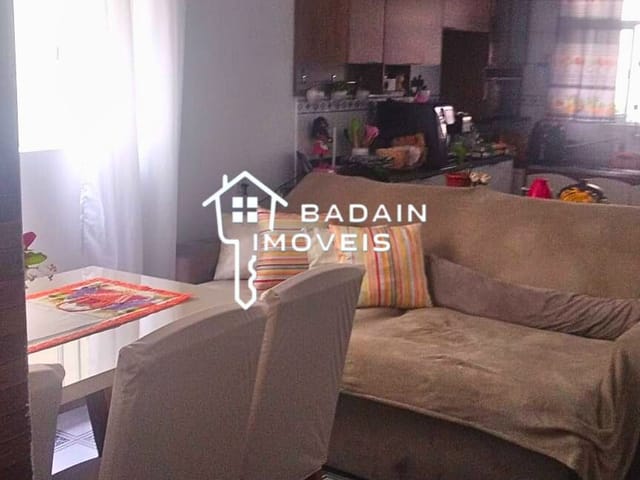Sobrado com 125m² 3 quartos e 2 banheiros, à venda, no bairro Jardim Quarto Centenário em Mauá