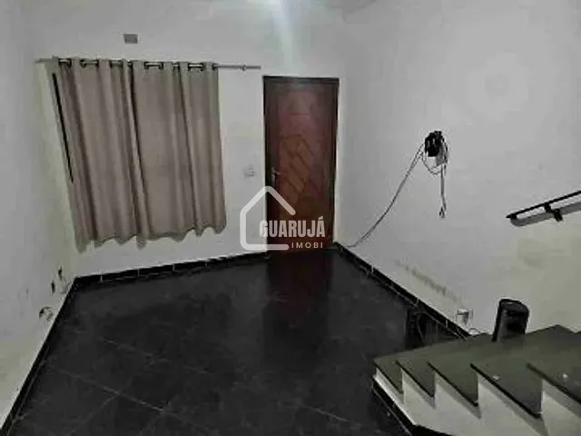 Sobrado com 66m² 2 quartos e 2 banheiros, à venda, no bairro Jardim Santana (Vicente de Carvalho) em Guarujá