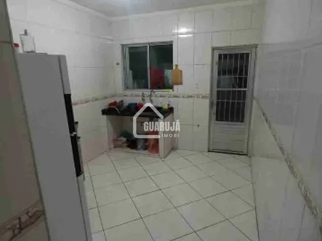 Sobrado com 66m² 2 quartos e 2 banheiros, à venda, no bairro Jardim Santana (Vicente de Carvalho) em Guarujá