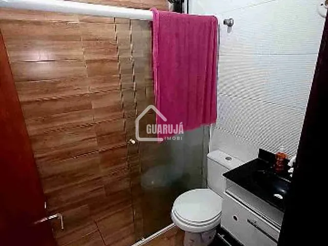 Sobrado com 66m² 2 quartos e 2 banheiros, à venda, no bairro Jardim Santana (Vicente de Carvalho) em Guarujá