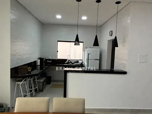 Sobrado com 200m² 3 quartos e 4 banheiros, à venda, no bairro Wanel Ville em Sorocaba