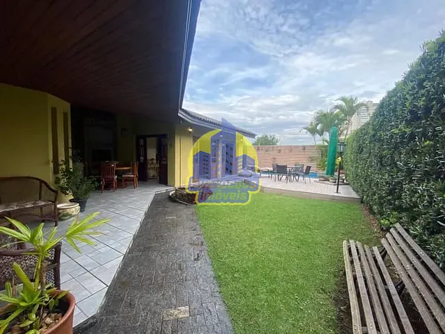 Sobrado com 500m² 4 quartos e 6 banheiros, à venda, no bairro Parque dos Príncipes em São Paulo