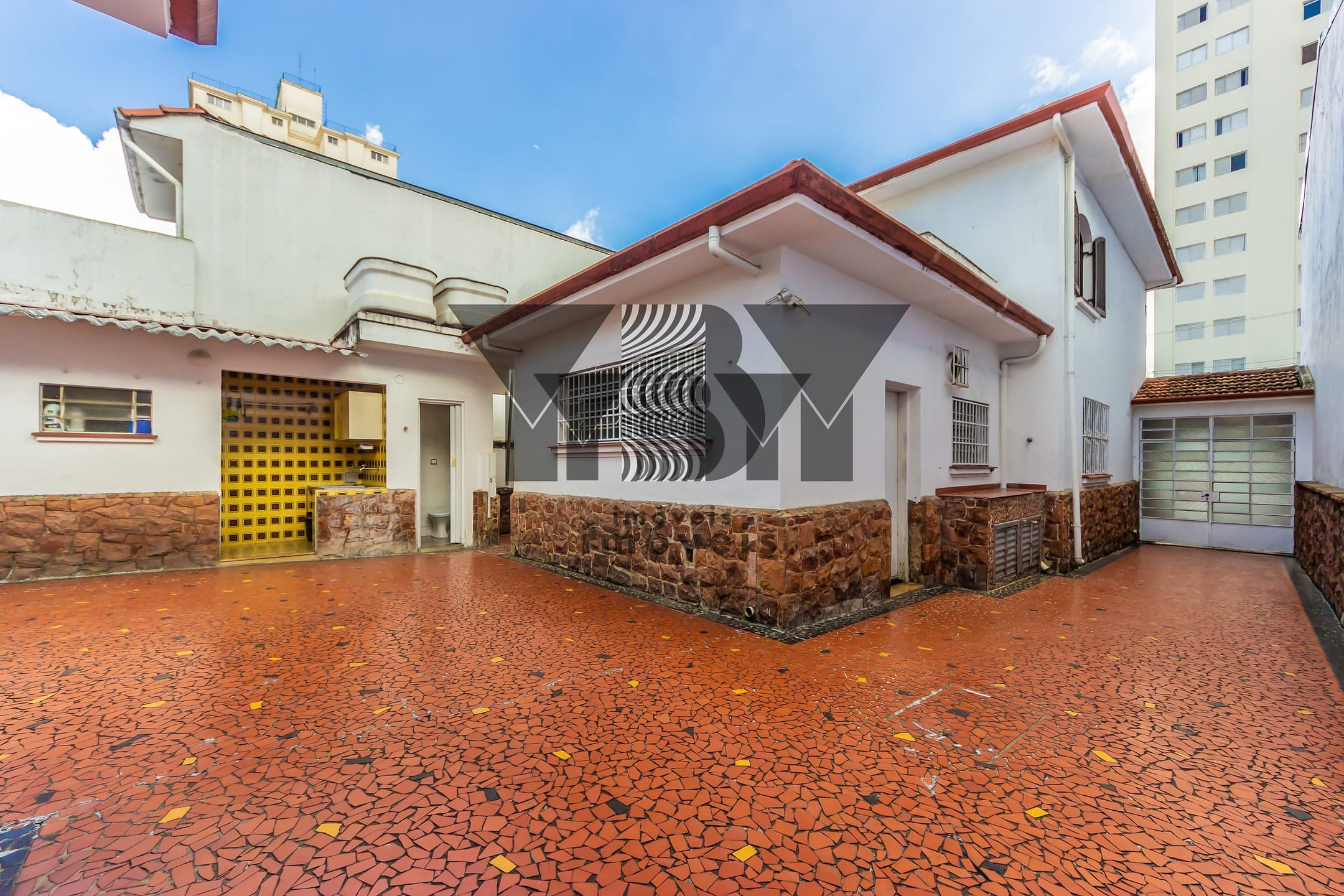 Sobrado à venda com 3 quartos, 200m² - Foto 23