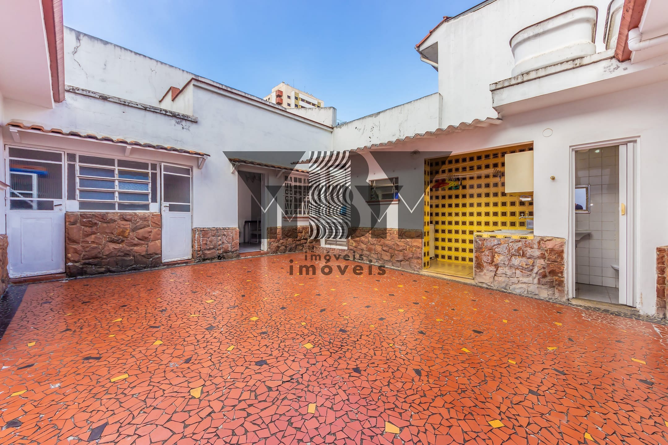 Sobrado à venda com 3 quartos, 200m² - Foto 25