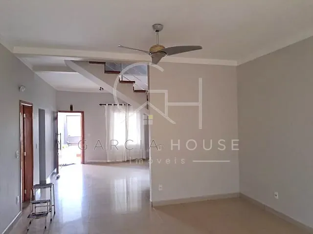 Sobrado com 250m² 3 quartos e 2 banheiros, à venda, no bairro Jardim Botânico em Ribeirão Preto