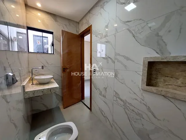 Sobrado com 240m² 4 quartos e 4 banheiros, à venda, no bairro Setor Jaó em Goiânia