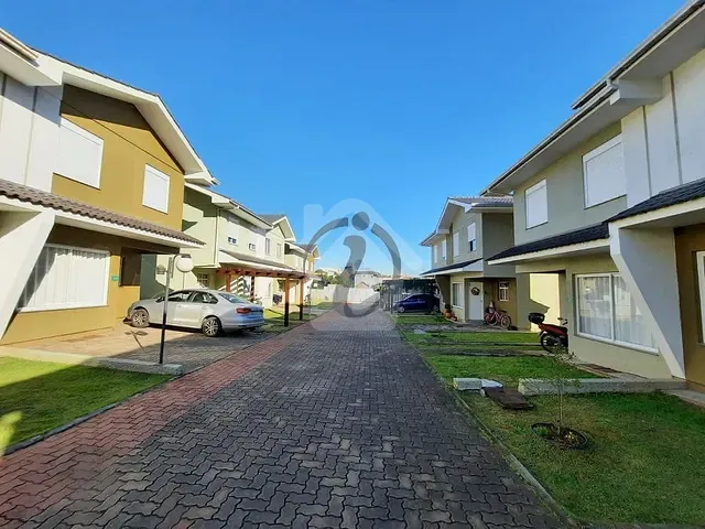 Sobrado com 52m² 2 quartos e 2 banheiros, à venda, no bairro Alesgut em Teutônia