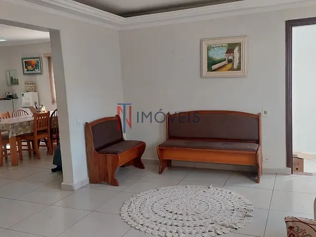 Sobrado com 345m² 4 quartos e 3 banheiros, à venda, no bairro Jardim das Cerejeiras em Atibaia