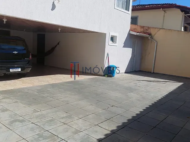 Sobrado com 345m² 4 quartos e 3 banheiros, à venda, no bairro Jardim das Cerejeiras em Atibaia