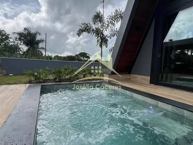 Sobrado com 370m² 3 quartos e 3 banheiros, à venda, no bairro bom clima em Chapada dos Guimarães