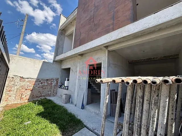 Sobrado com 90m² 3 quartos e 2 banheiros, à venda, no bairro Fazendinha em Curitiba