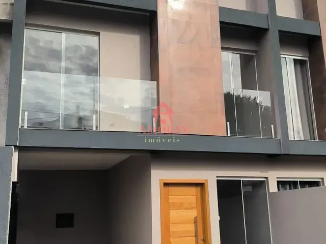 Sobrado com 90m² 3 quartos e 2 banheiros, à venda, no bairro Fazendinha em Curitiba