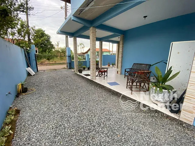 Sobrado com 286m² 5 quartos e 3 banheiros, à venda, no bairro Centro em Balneário Barra do Sul
