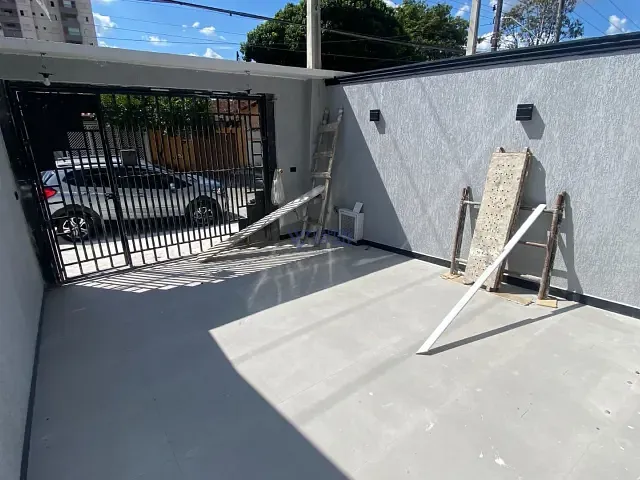Sobrado com 150m² 3 quartos e 2 banheiros, à venda, no bairro Parque Industrial em São José dos Campos