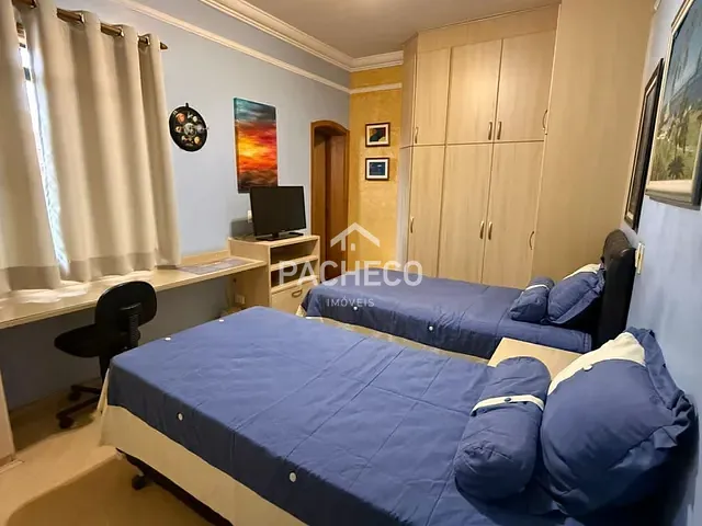 Sobrado com 400m² 3 quartos e 5 banheiros, à venda, no bairro Residencial Furlan em Santa Bárbara D'Oeste