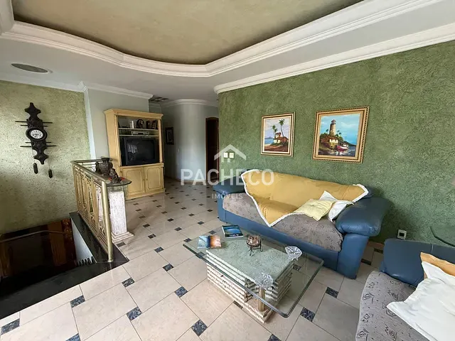 Sobrado com 400m² 3 quartos e 5 banheiros, à venda, no bairro Residencial Furlan em Santa Bárbara D'Oeste