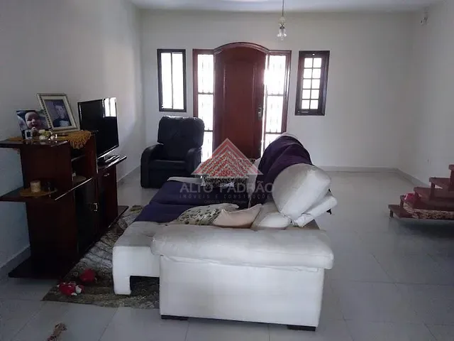 Sobrado com 125m² 3 quartos e 3 banheiros, à venda, no bairro Jardim Campo Verde em Mauá