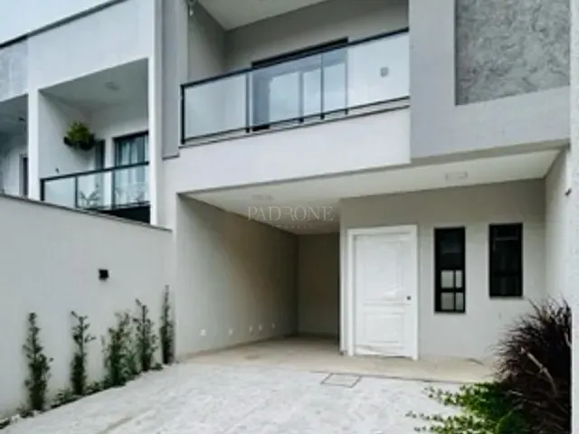 Sobrado com 187m² 3 quartos e 3 banheiros, à venda, no bairro São Francisco de Assis em Camboriú