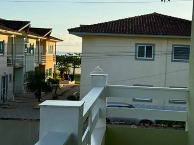 Sobrado com 211m² 2 quartos e 3 banheiros, à venda, no bairro Boracéia em São Sebastião
