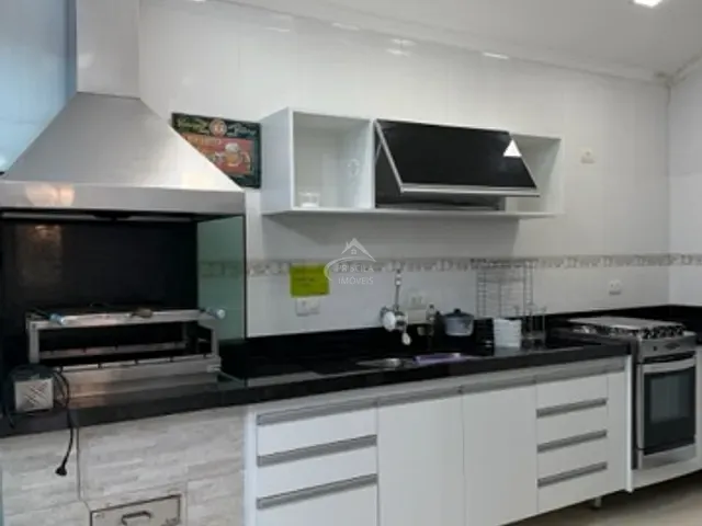 Sobrado com 211m² 2 quartos e 3 banheiros, à venda, no bairro Boracéia em São Sebastião