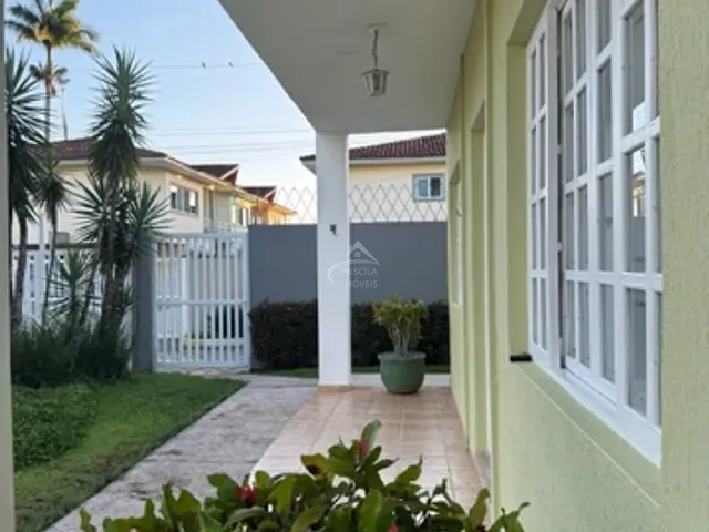 Sobrado com 211m² 2 quartos e 3 banheiros, à venda, no bairro Boracéia em São Sebastião