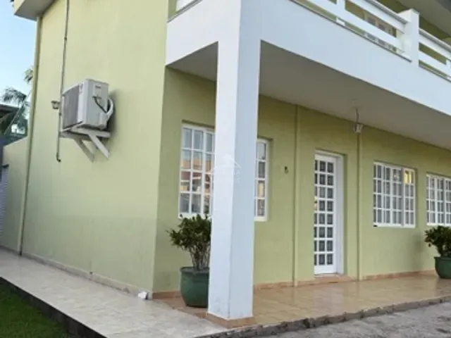 Sobrado com 211m² 2 quartos e 3 banheiros, à venda, no bairro Boracéia em São Sebastião