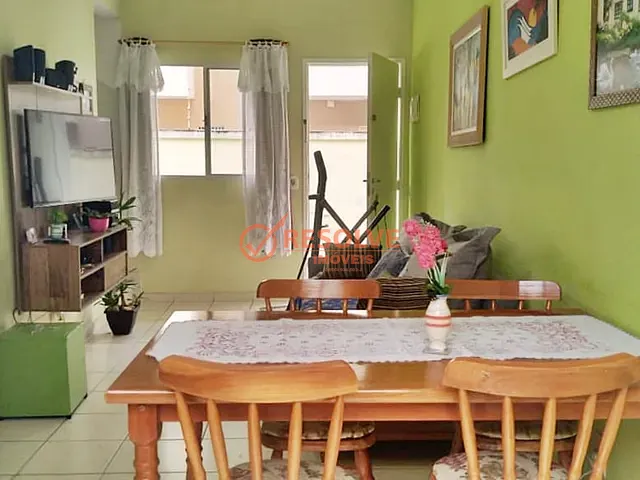 Sobrado 2 quartos e 2 banheiros, à venda, no bairro Jardim Enseada em Guarujá