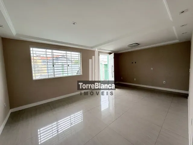 Casa com 373m² 3 quartos e 2 banheiros, à venda ou para alugar, no bairro Neves em Ponta Grossa