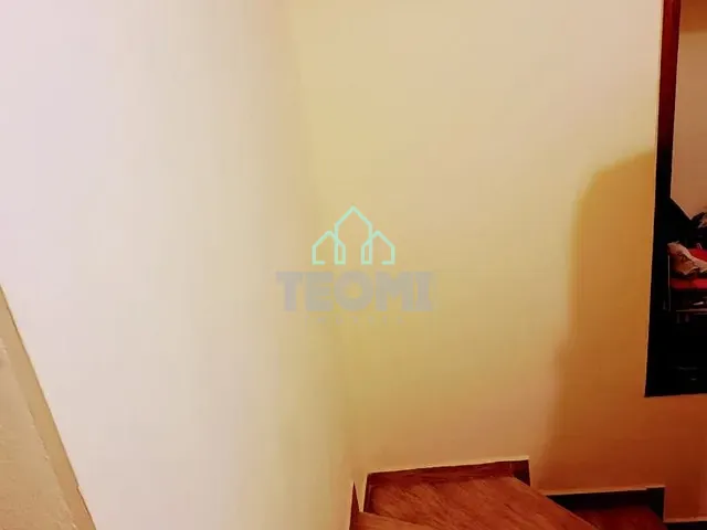 Sobrado com 130m² 3 quartos e 2 banheiros, à venda, no bairro Jardim Santa Cruz em Taubaté