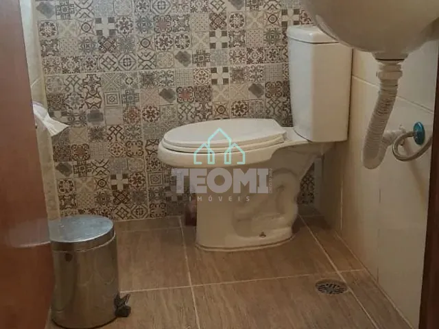 Sobrado com 130m² 3 quartos e 2 banheiros, à venda, no bairro Jardim Santa Cruz em Taubaté