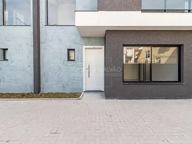 Sobrado com 99m² 3 quartos e 2 banheiros, à venda, no bairro Uberaba em Curitiba