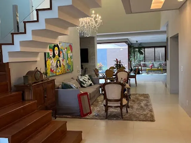 Sobrado com 450m² 3 quartos e 6 banheiros, à venda, no bairro Residencial Damha I em Campo Grande
