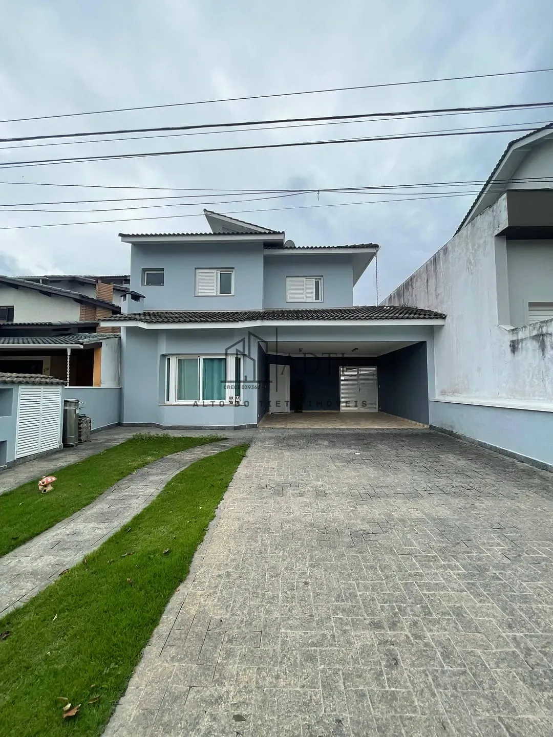Sobrado, 3 quartos, 200 m² - Foto 1