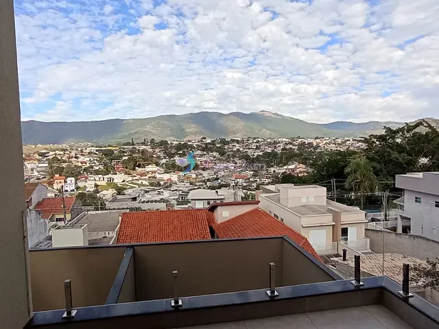 Sobrado com 189m² 3 quartos e 4 banheiros, à venda, no bairro Jardim do Lago em Atibaia