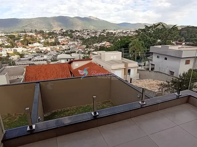 Sobrado com 189m² 3 quartos e 4 banheiros, à venda, no bairro Jardim do Lago em Atibaia
