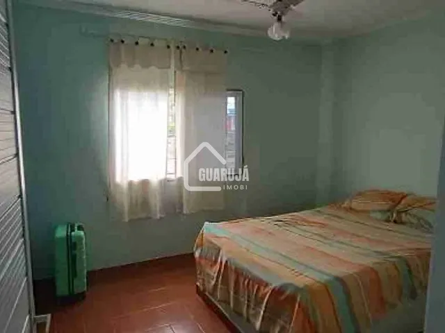 Sobrado com 65m² 2 quartos e 1 banheiro, à venda, no bairro Jardim Santense (Vicente de Carvalho) em Guarujá