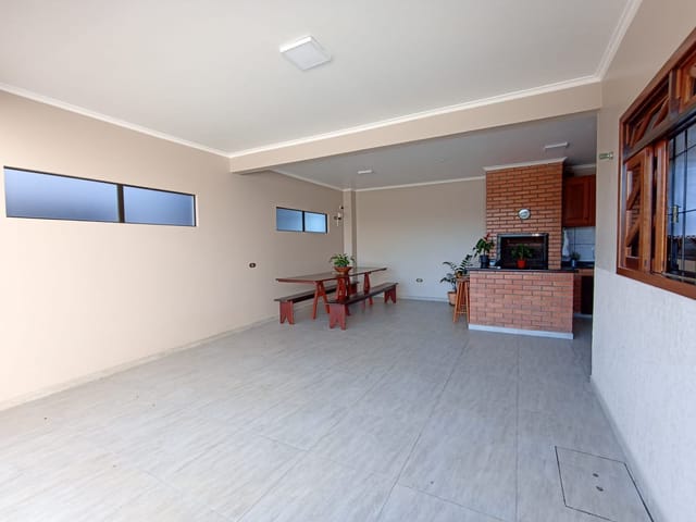 Sobrado com 281m² 4 quartos e 3 banheiros, à venda, no bairro PRAIA ALEGRE em Penha