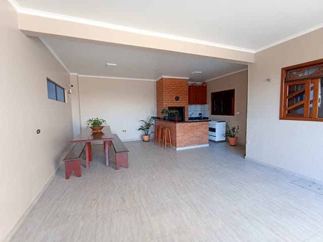 Sobrado com 281m² 4 quartos e 3 banheiros, à venda, no bairro PRAIA ALEGRE em Penha
