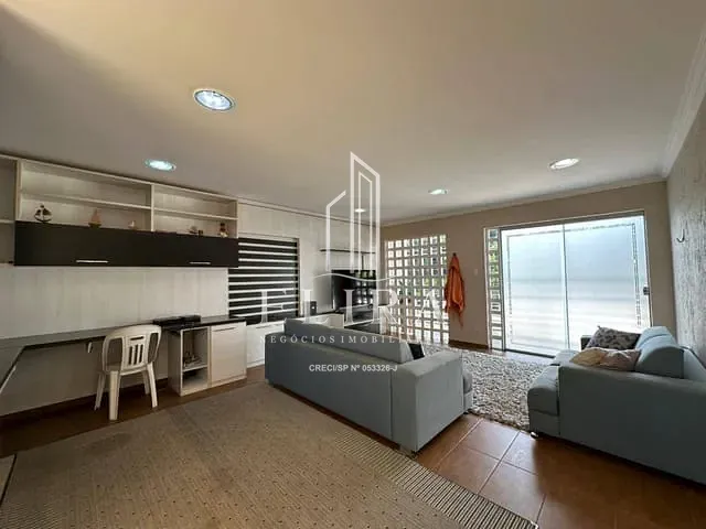 Sobrado com 150m² 3 quartos e 5 banheiros, à venda, no bairro Jardim Brasília em Americana