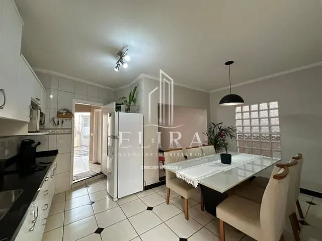 Sobrado com 150m² 3 quartos e 5 banheiros, à venda, no bairro Jardim Brasília em Americana