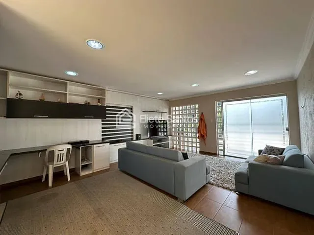 Sobrado com 150m² 3 quartos e 5 banheiros, à venda, no bairro Jardim Brasília em Americana